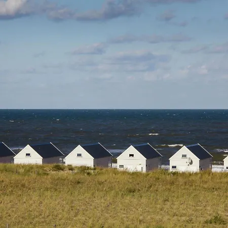 Modern In Katwijk With Garden Apartment