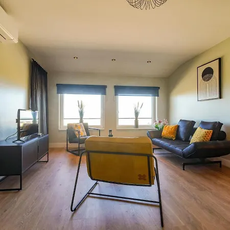 Modern In Katwijk With Garden